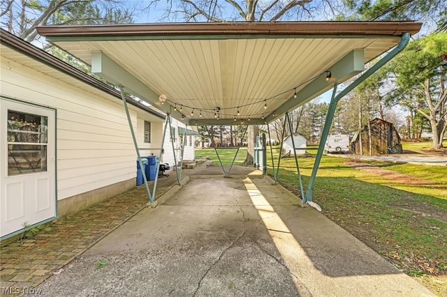 4704 Garrett Drive, Norton, OH 44203