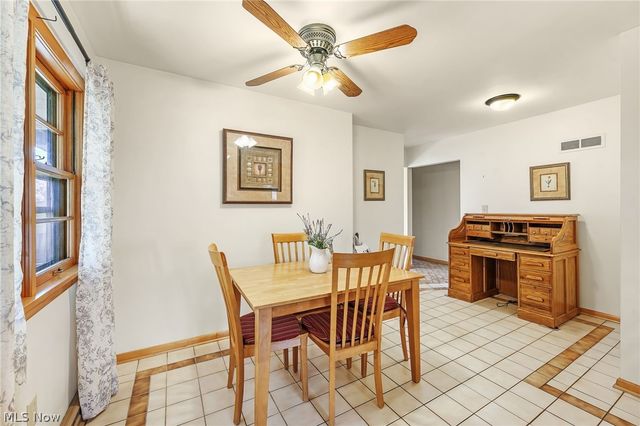 4704 Garrett Drive, Norton, OH 44203