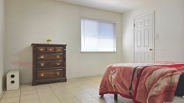 5210 Stormy Dawn, San Antonio, TX 78247