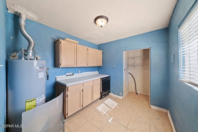 9265 LEONARDO Avenue, El Paso, TX 79907