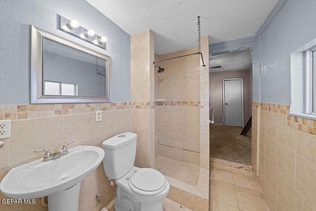 9265 LEONARDO Avenue, El Paso, TX 79907