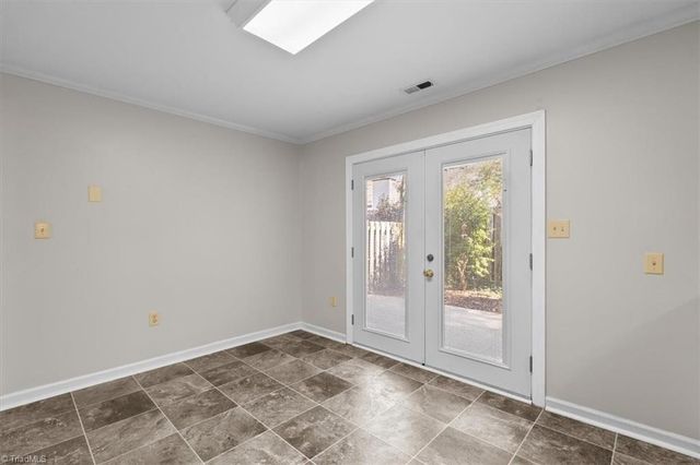 2 Appletree Lane, Greensboro, NC 27455