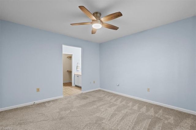 2 Appletree Lane, Greensboro, NC 27455