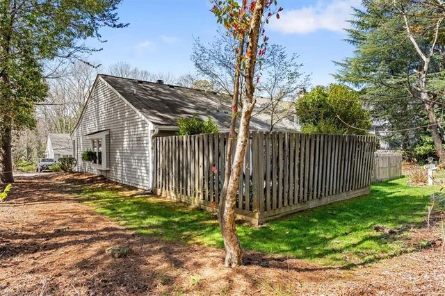 2 Appletree Lane, Greensboro, NC 27455