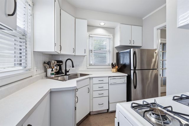 1406 41st Street, Des Moines, IA 50311