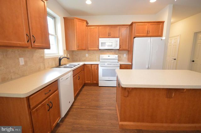 252 HONEYCROFT BLVD, Cochranville, PA 19330