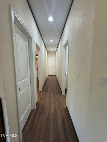 471 Early Branch Road, Rogersville, TN 37857