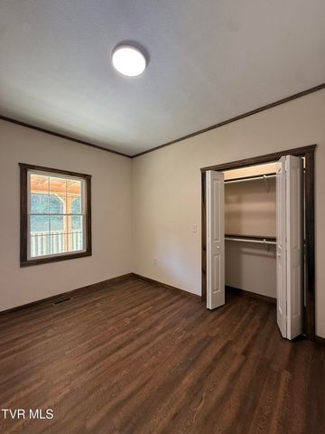 471 Early Branch Road, Rogersville, TN 37857