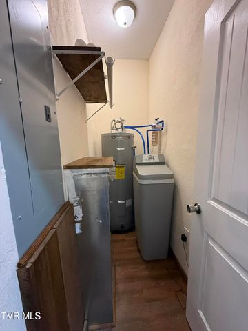 471 Early Branch Road, Rogersville, TN 37857