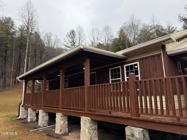 471 Early Branch Road, Rogersville, TN 37857