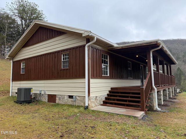 471 Early Branch Road, Rogersville, TN 37857