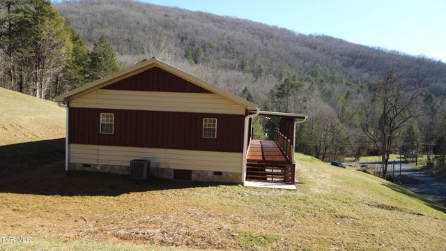 471 Early Branch Road, Rogersville, TN 37857