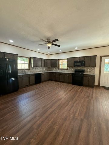 471 Early Branch Road, Rogersville, TN 37857