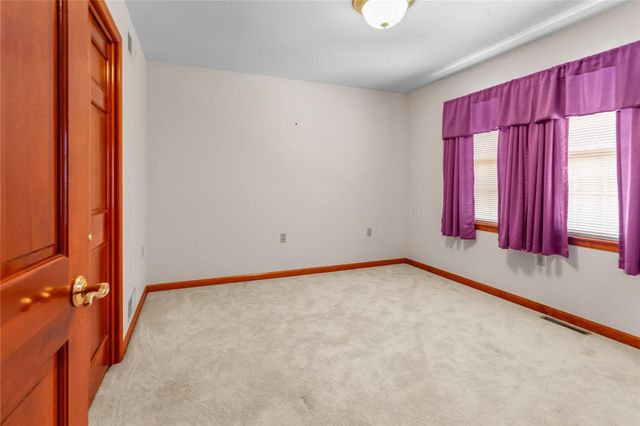 255 Timothy Avenue, Lower Nazareth Twp, PA 18020