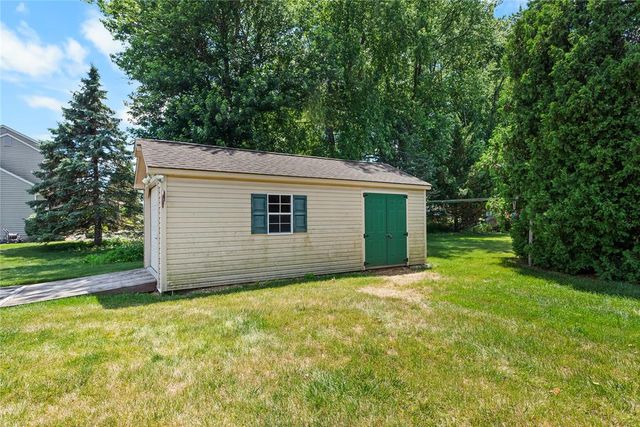 255 Timothy Avenue, Lower Nazareth Twp, PA 18020