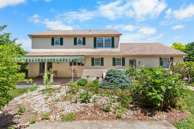 255 Timothy Avenue, Lower Nazareth Twp, PA 18020