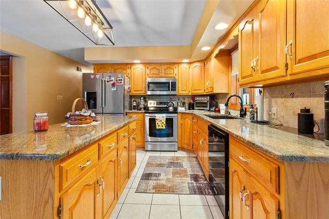 255 Timothy Avenue, Lower Nazareth Twp, PA 18020