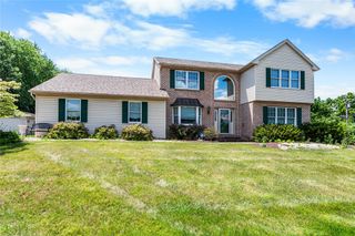 255 Timothy Avenue, Lower Nazareth Twp, PA 18020