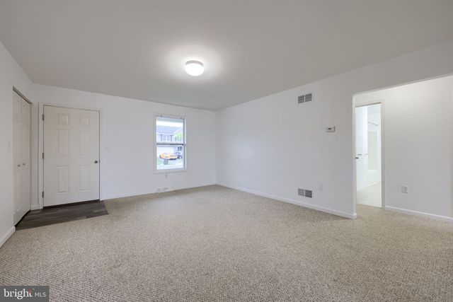 10 HILLSIDE DRIVE, Newmanstown, PA 17073
