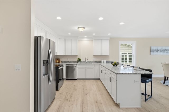 32 Lodge Lane 32, Wilbraham, MA 01095