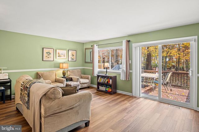 17 SIX NOTCHES CT, Baltimore, MD 21228