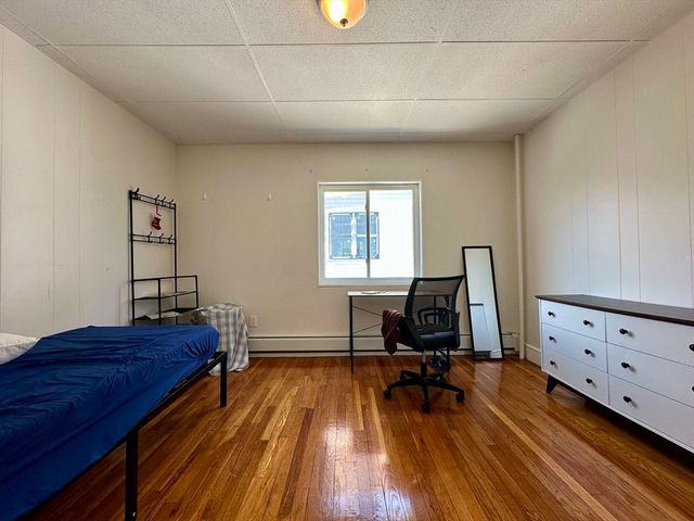 40 Orchard Rd 2, Brookline, MA 02445