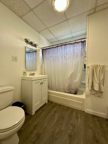 40 Orchard Rd 2, Brookline, MA 02445