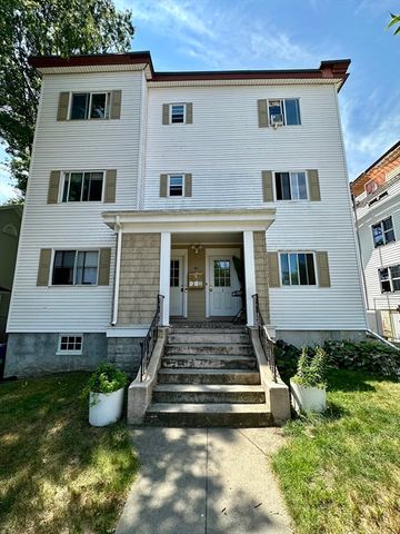 40 Orchard Rd 2, Brookline, MA 02445