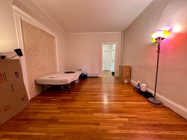 40 Orchard Rd 2, Brookline, MA 02445