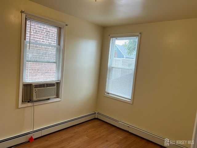 44 High Street 2, New Brunswick, NJ 08901