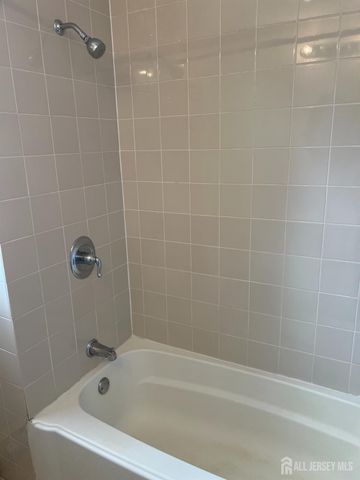 44 High Street 2, New Brunswick, NJ 08901