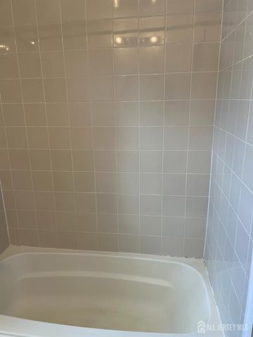 44 High Street 2, New Brunswick, NJ 08901