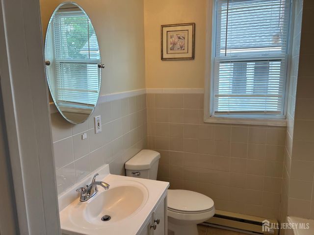 44 High Street 2, New Brunswick, NJ 08901