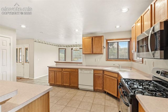51 Carriage Drive, Florissant, CO 80816