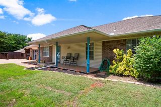 1829 Ranchwood Drive, Newcastle, OK 73065