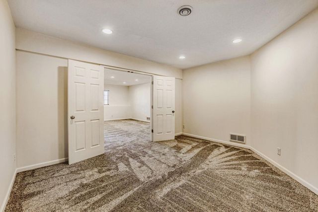 6236 Creekview Lane N, Brooklyn Park, MN 55443