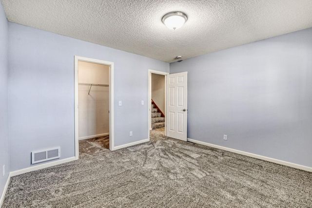 6236 Creekview Lane N, Brooklyn Park, MN 55443