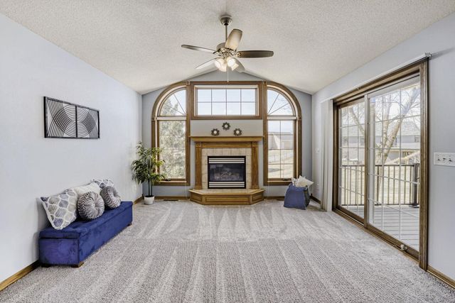 6236 Creekview Lane N, Brooklyn Park, MN 55443