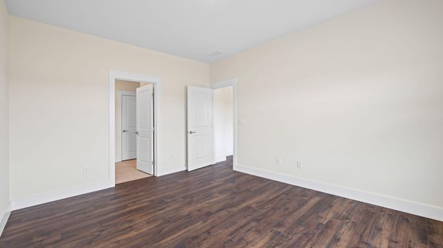 8015 Watercolour Lane, Ooltewah, TN 37363