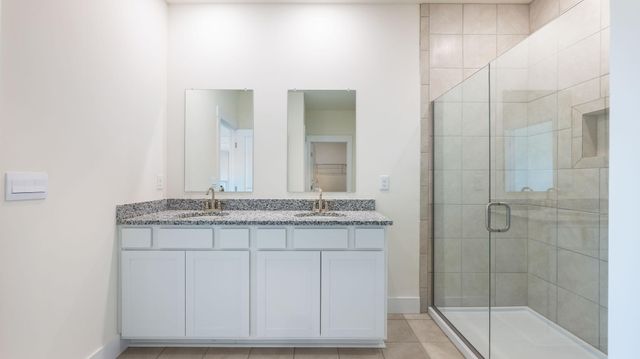 8015 Watercolour Lane, Ooltewah, TN 37363