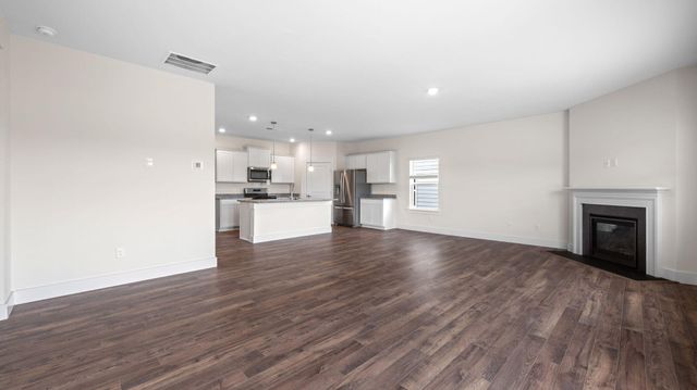 8015 Watercolour Lane, Ooltewah, TN 37363