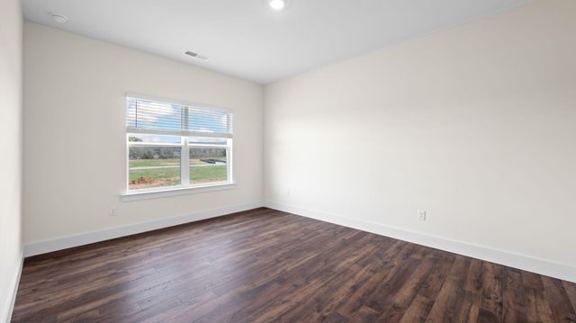 8015 Watercolour Lane, Ooltewah, TN 37363