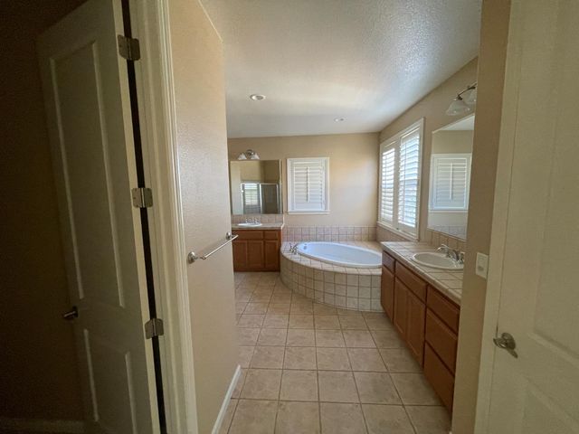 322 barn dance way, Oakley, CA 94561