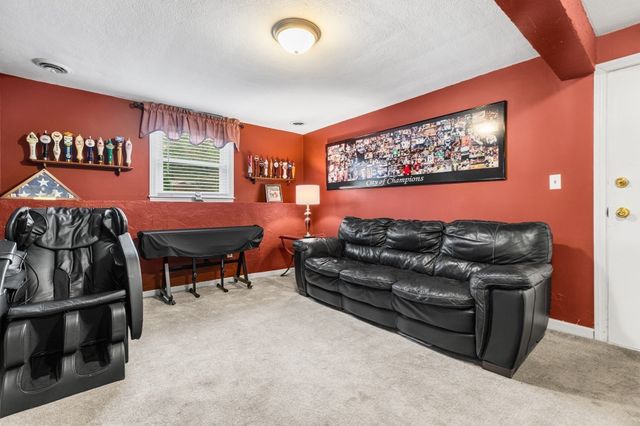 9 Shady Lane, Franklin, MA 02038