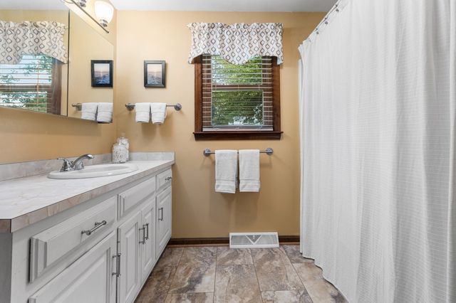 9 Shady Lane, Franklin, MA 02038