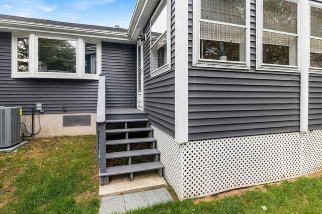 9 Shady Lane, Franklin, MA 02038
