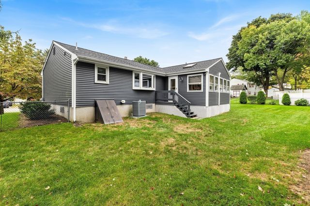 9 Shady Lane, Franklin, MA 02038