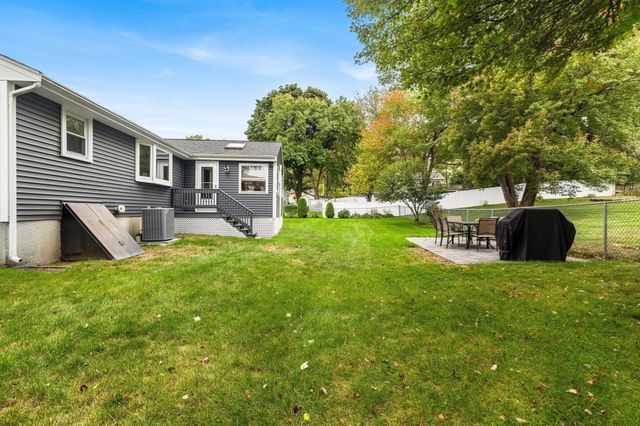 9 Shady Lane, Franklin, MA 02038