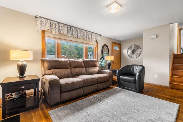 9 Shady Lane, Franklin, MA 02038