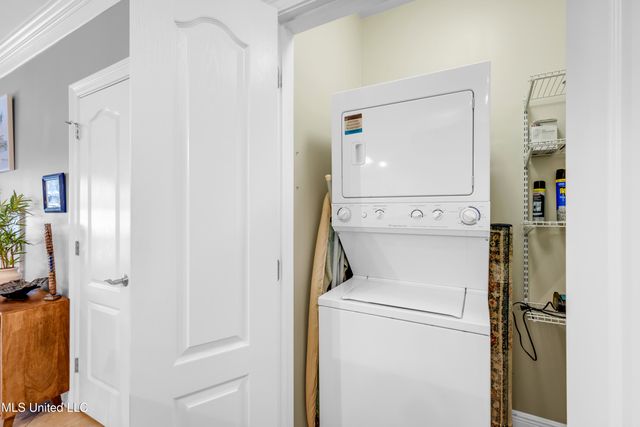 548 W Beach Boulevard, 141, Long Beach, MS 39560